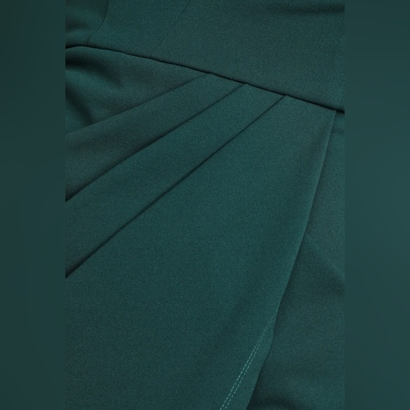 Lulus So Flirty Hunter Green One-Shoulder Cutout Asymmetrical Dress - Picture 5 of 8